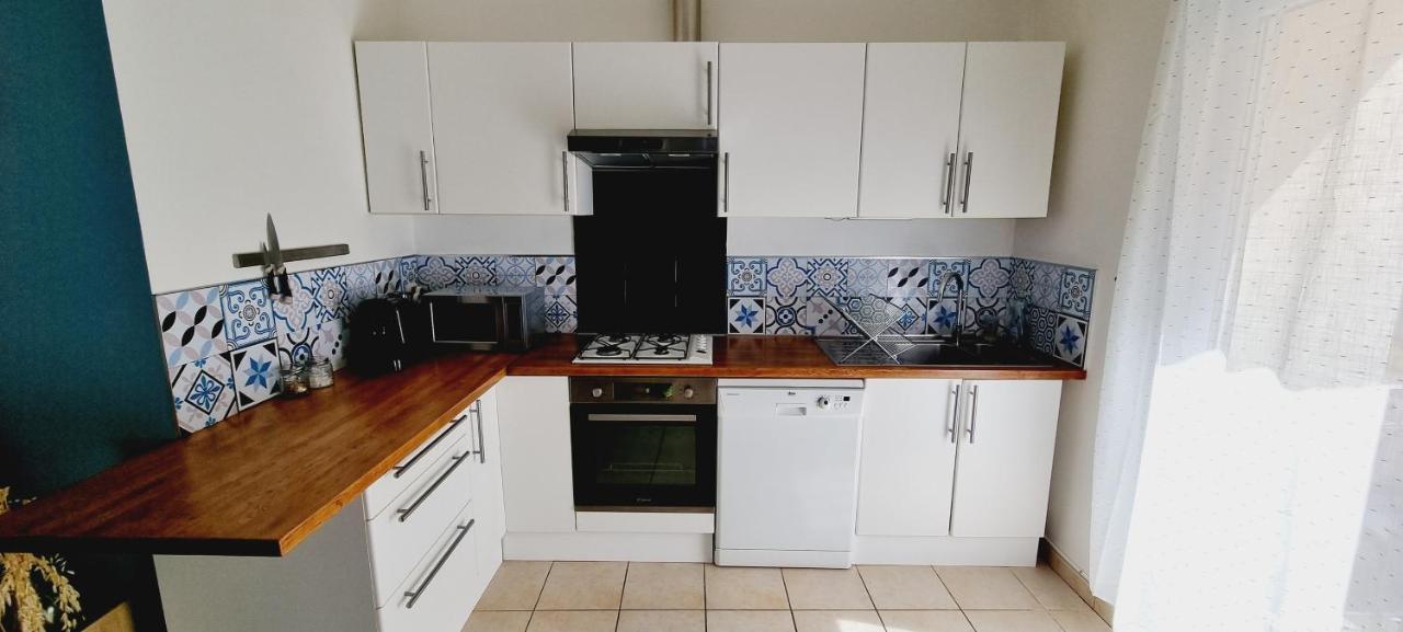 Agreable Appartement Avec 2 Places De Parking Dans Le Garage Безьє Екстер'єр фото